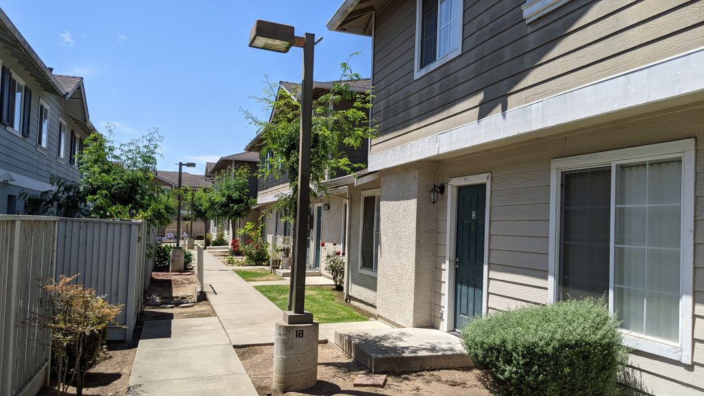 Harden Ranch Apartments Chispa